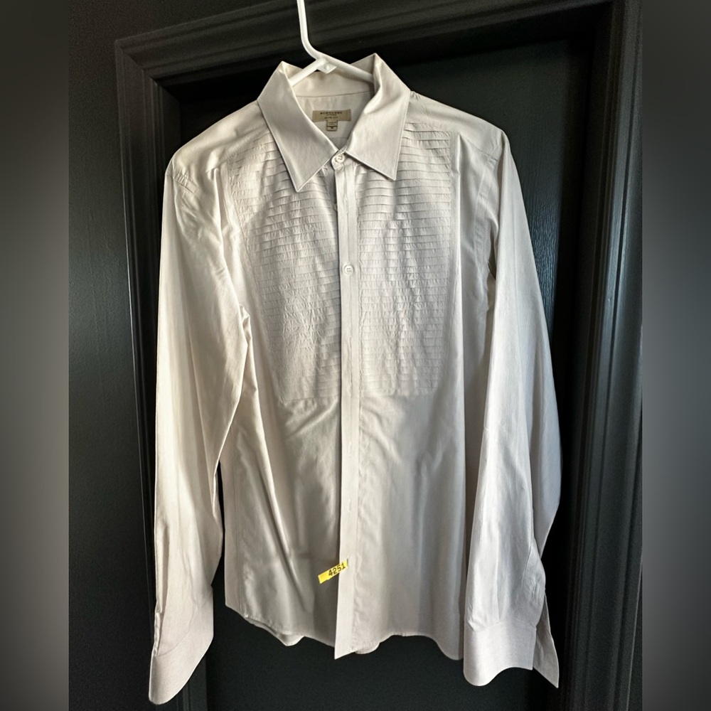 Men’s Burberry tuxedo shirt